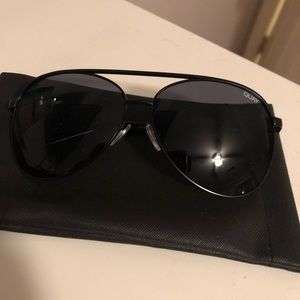 Quay VIVIENNE sunglasses Brand new!